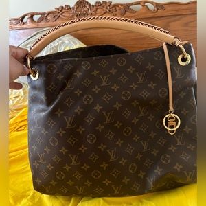 Louis Vuitton handbag brown